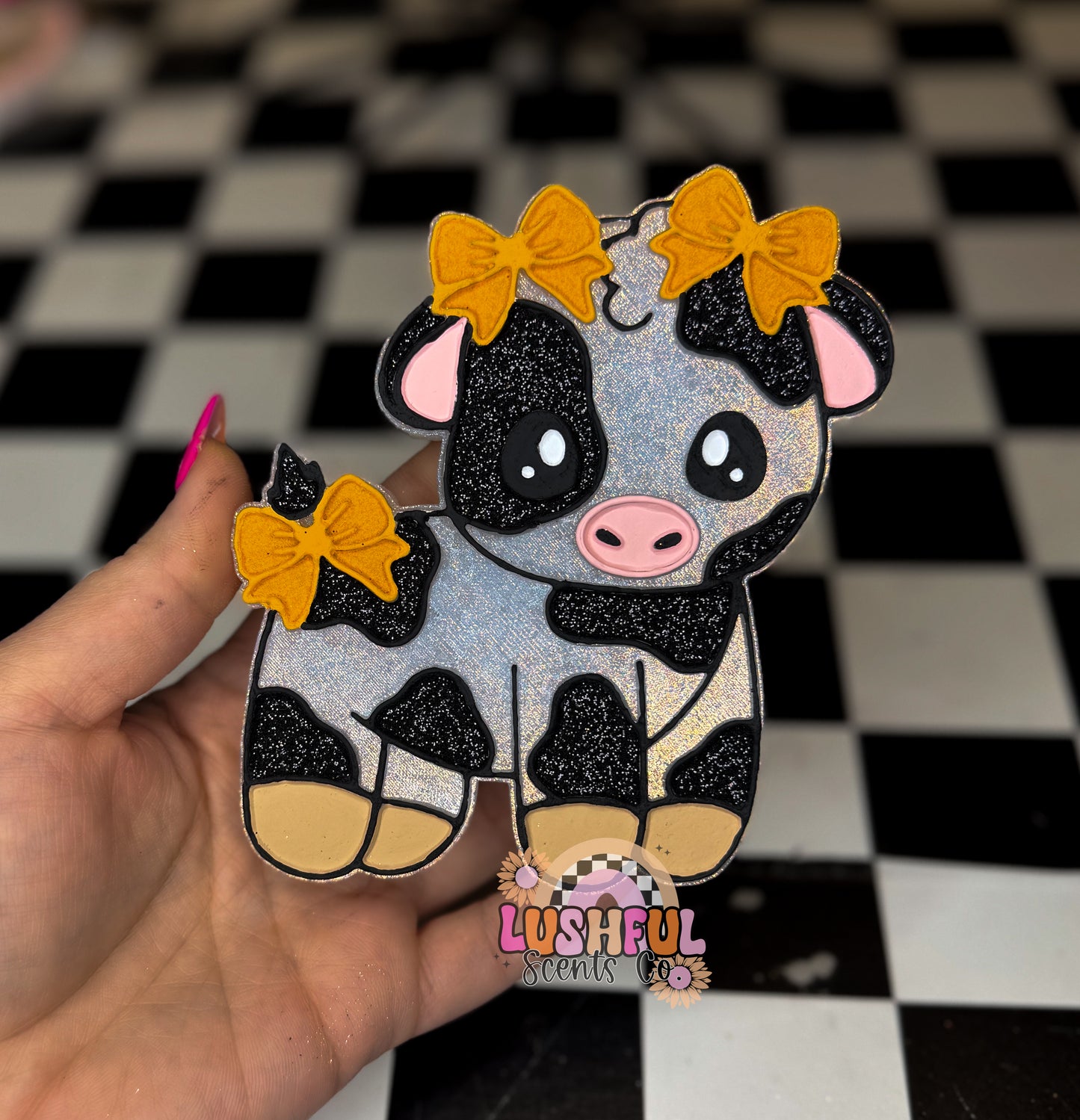 Cow w/bows