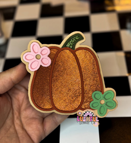 Pumpkin w/ Flowers