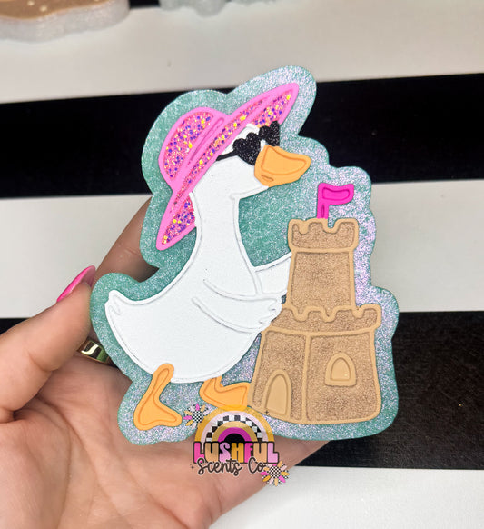 Sandcastle Goose w/ Pink Hat - Bomb Pop