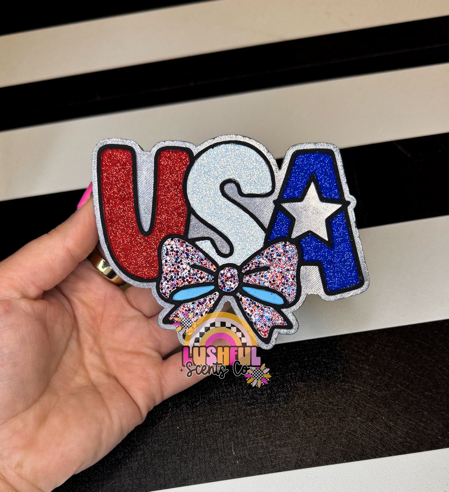 USA - Tanned & Tipsy