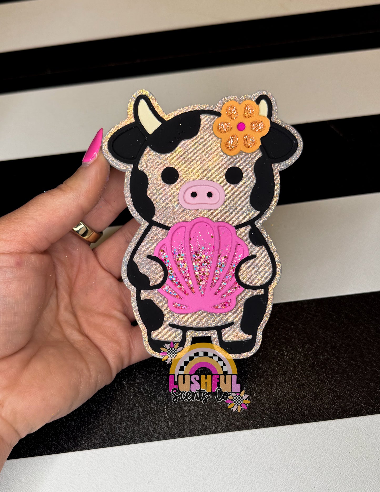 Cow w/seashell - Sun Drenched