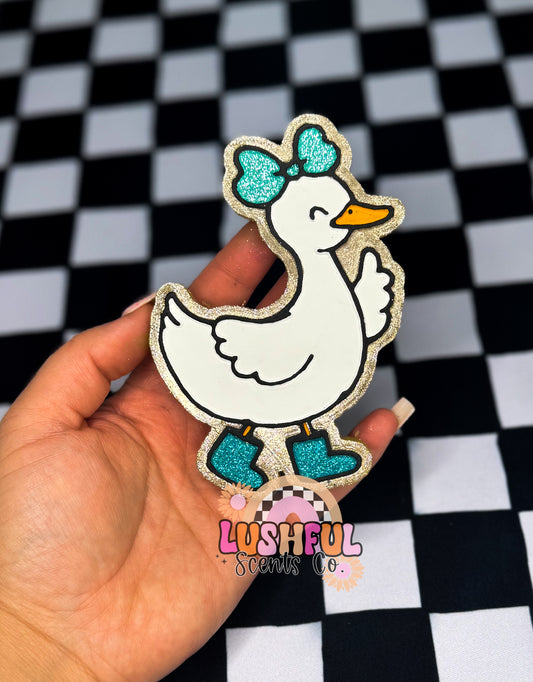Goose w/bow